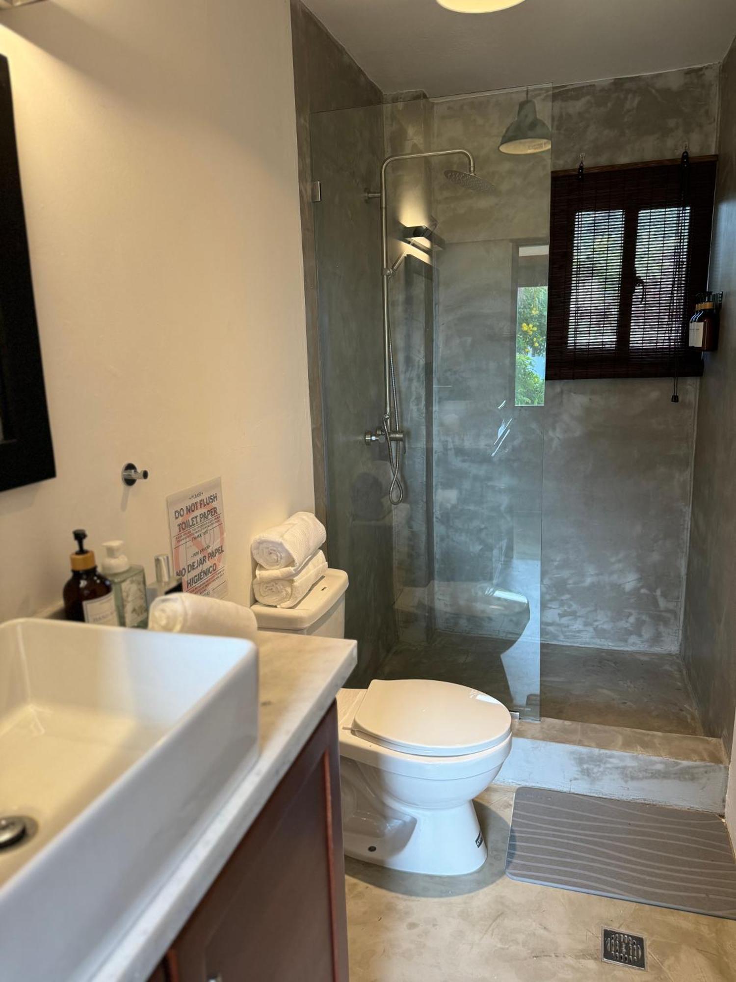Catalina, Cabrera Oceanview Multi 2 Bd 2 Bath Condo Units With Balcony And Pool Dış mekan fotoğraf